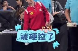 开云官网-包含惊险比赛引发热议，体育精神无限的词条