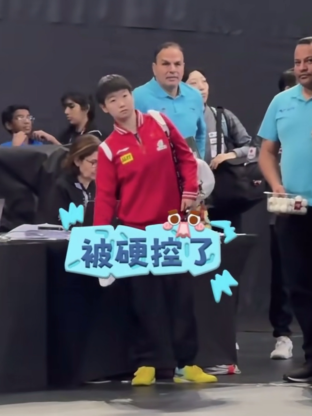 包含惊险比赛引发热议，体育精神无限的词条