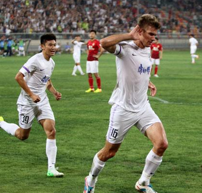 重庆力帆主场平局,与天津泰达握手言和的简单介绍 重庆力帆主场平局,与天津泰达握手言和的简单介绍