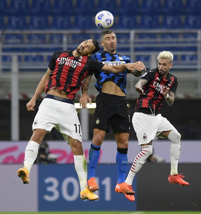 关于国际米兰客场逼平AC米兰,排名不变的信息 关于国际米兰客场逼平AC米兰,排名不变的信息