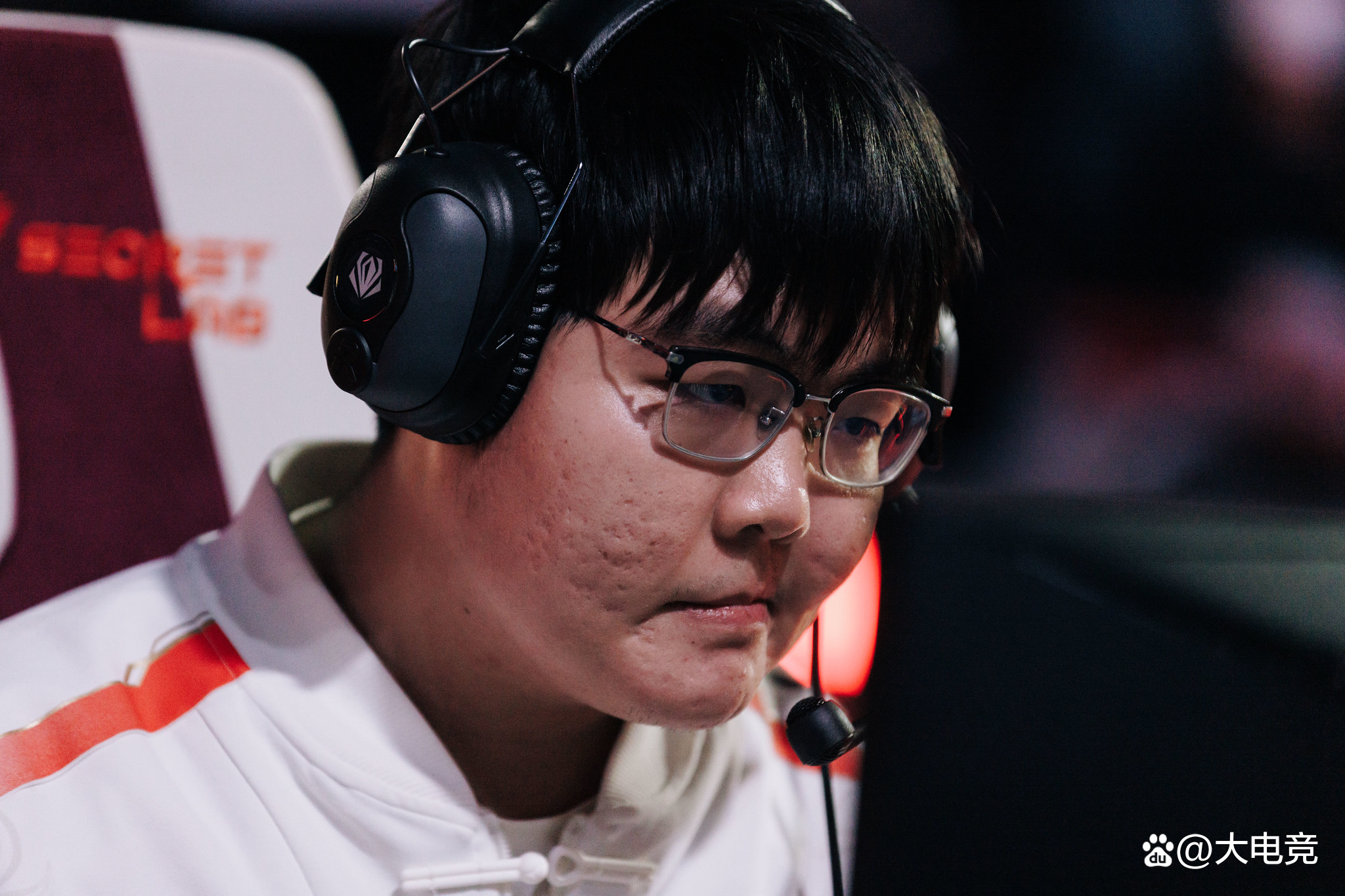 MAD力克TES,Zeus完成史诗逆转峡谷大战八强赛,留下经典瞬间的简单介绍 MAD力克TES,Zeus完成史诗逆转峡谷大战八强赛,留下经典瞬间的简单介绍