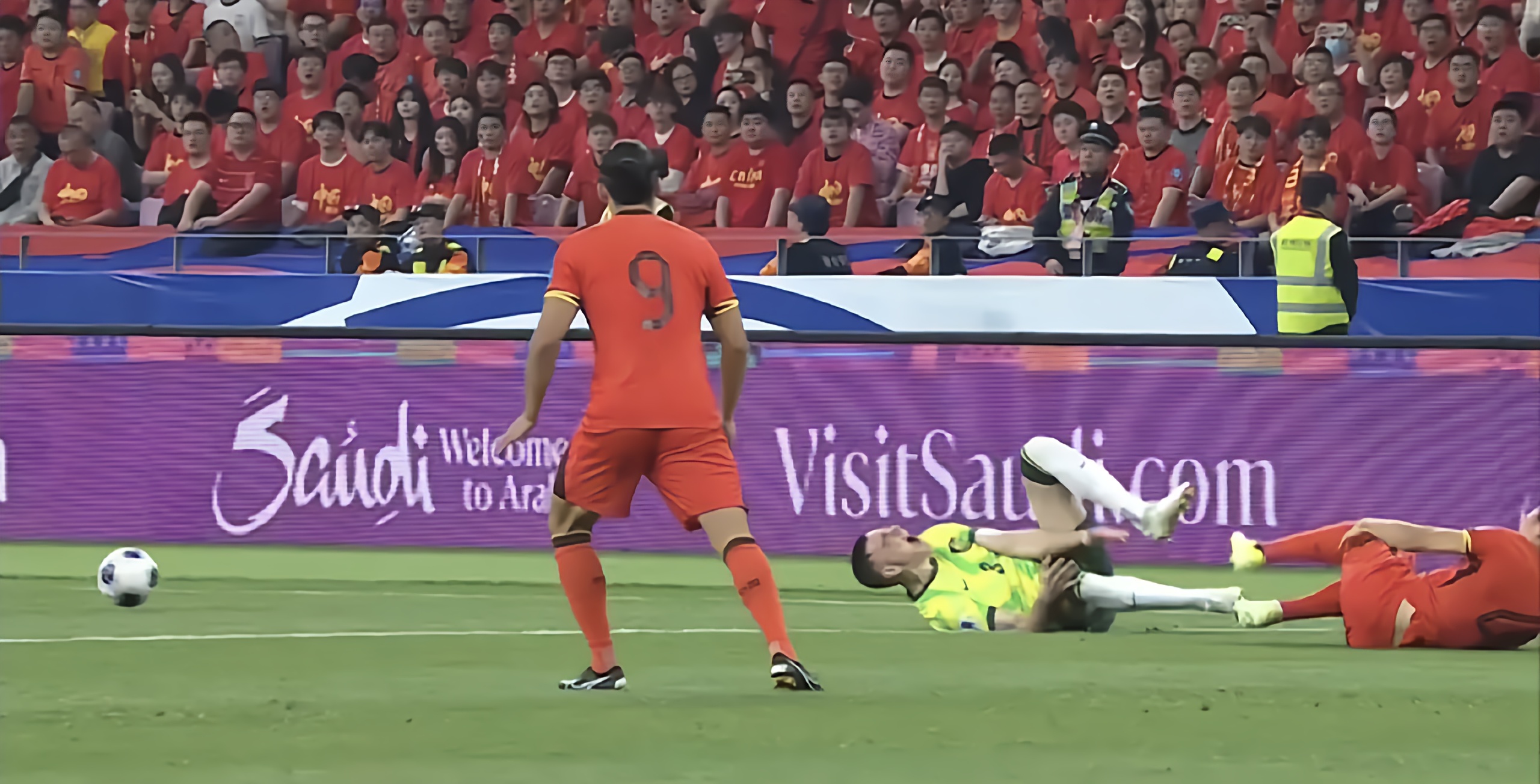 包含爆冷!橄榄球强队意外出局震惊全场的词条 包含爆冷!橄榄球强队意外出局震惊全场的词条